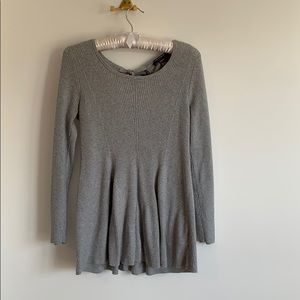 A Pea in the Pod Maternity Sweater